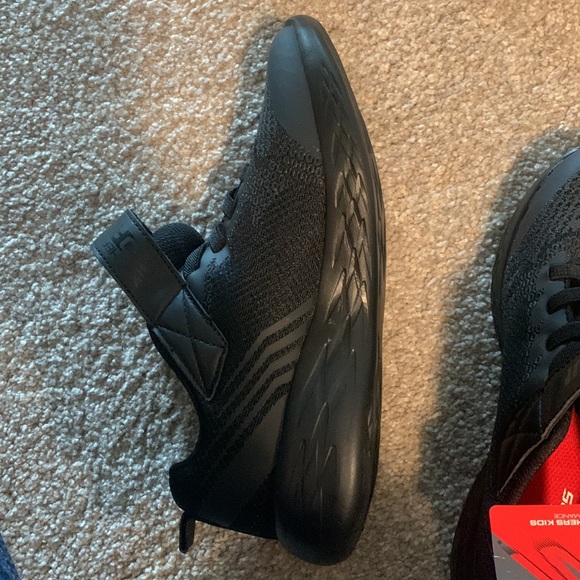 Boys sketchers runners - Picture 5 of 9